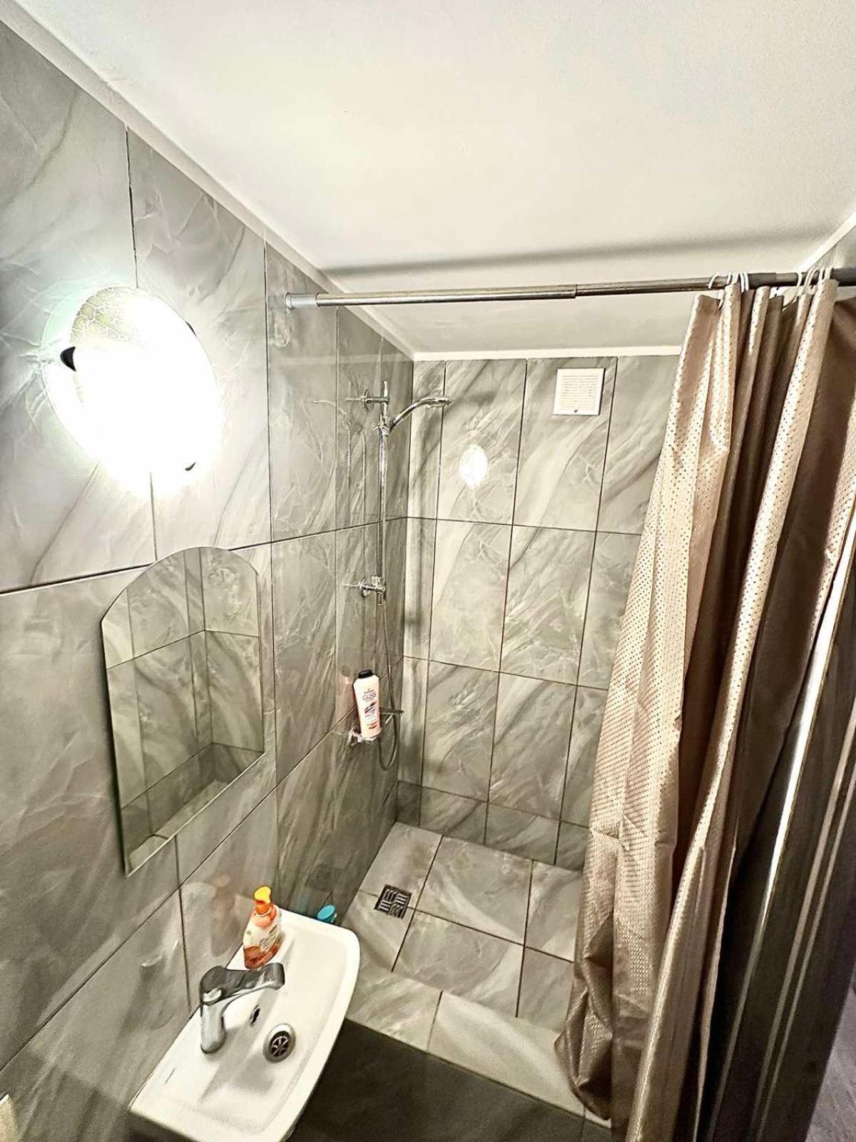 Личаківська 4 Apartamento Lviv Exterior foto